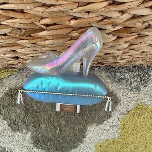 Bath & Body works Iridescent Clear Disney Heels Wallflower